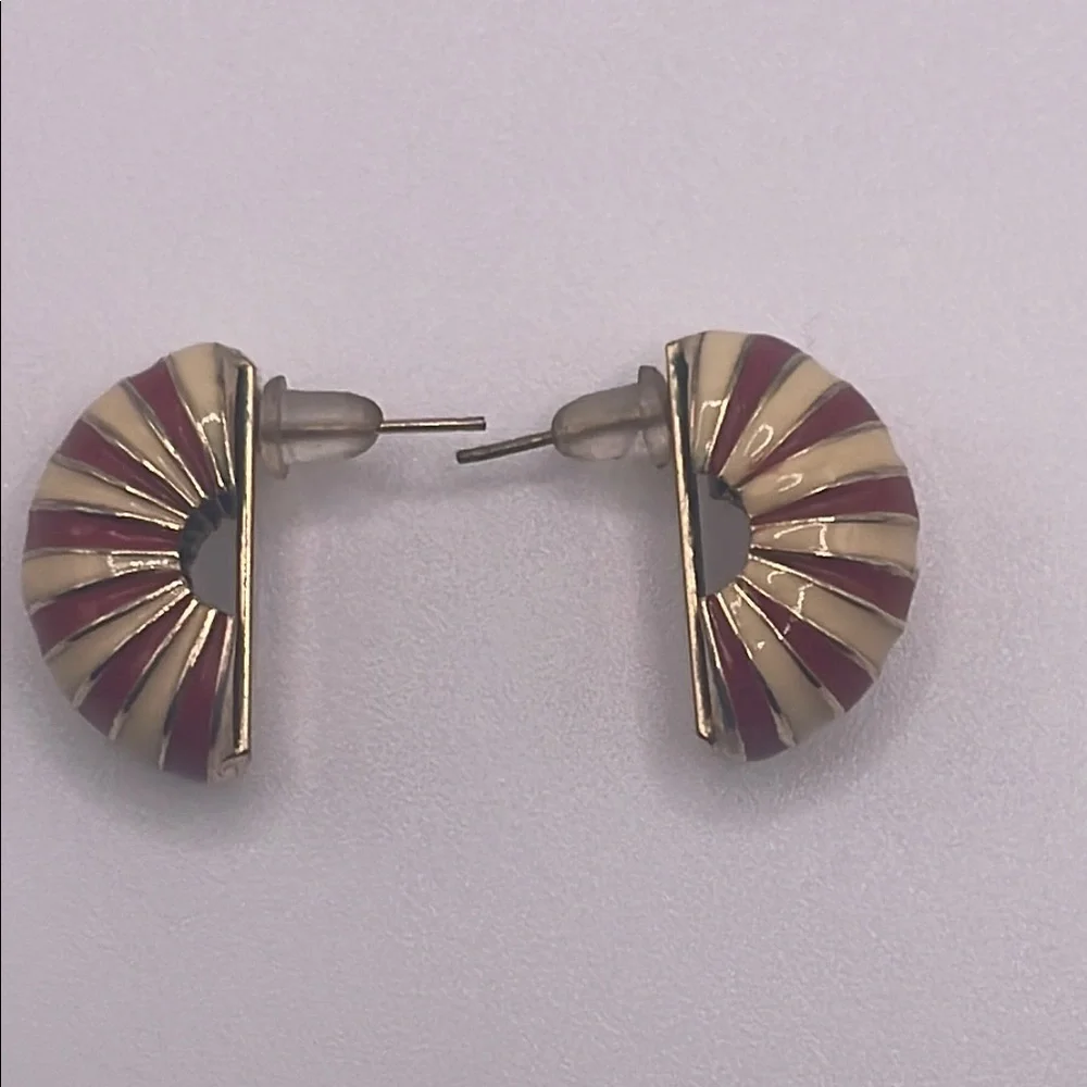 Red and White Necklace and Earring Set - Picture 4 of 8